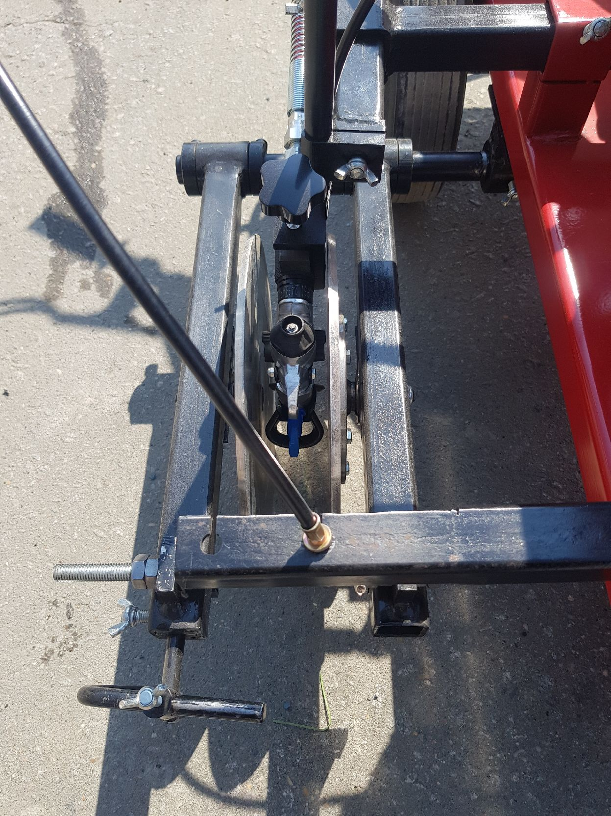 Разметочная машинка для резиновой крошки